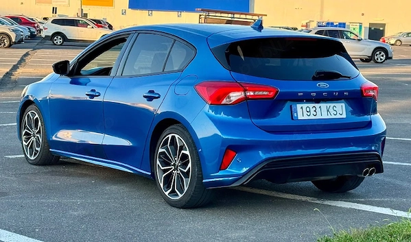 FORD Focus 2019 — imagine 4