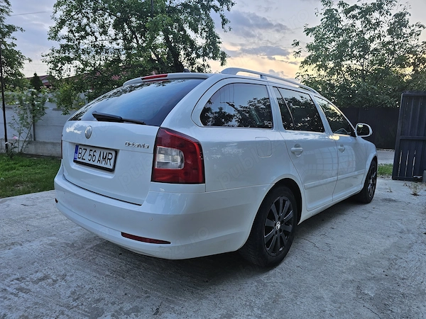 SKODA Octavia 2010 — imagine 4