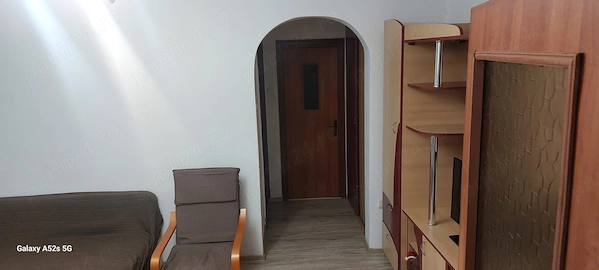 Închiriez apartament 2 camere zona Lunca Reșița — fotografia 3