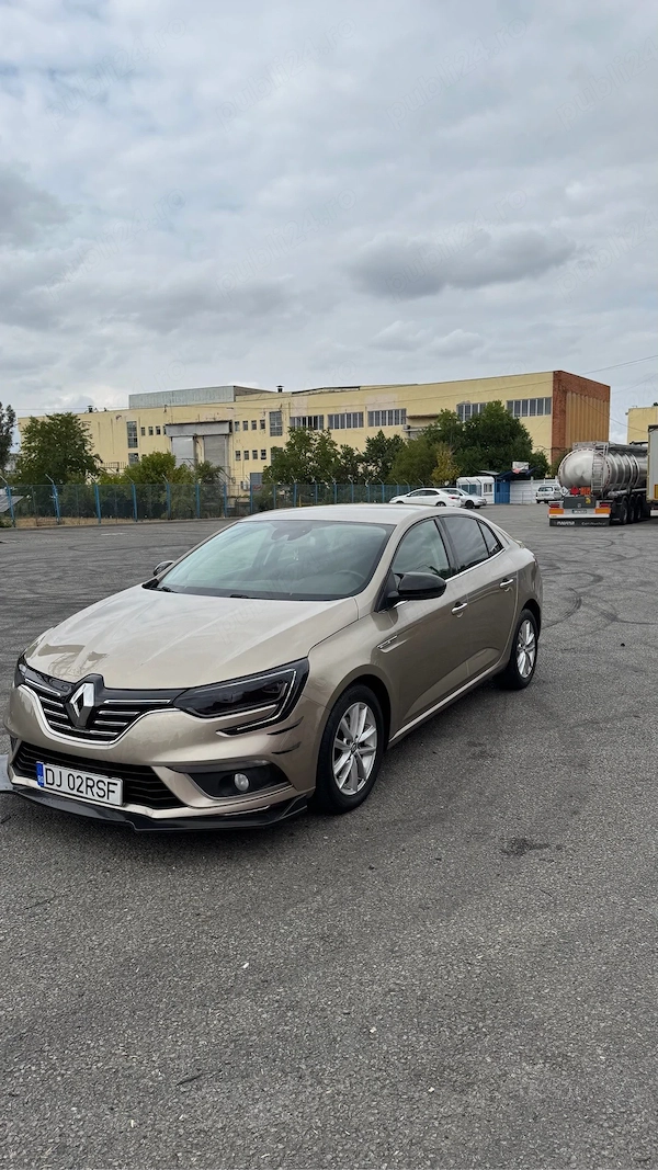 RENAULT Megane