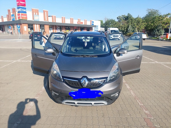 RENAULT Grand Scenic 2015 — imagine 9