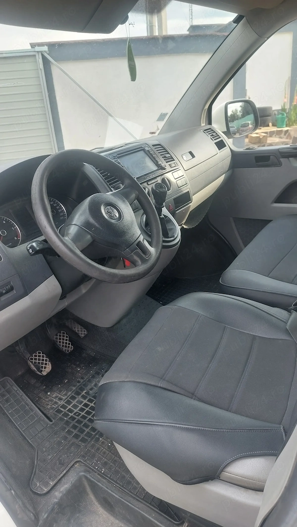 VOLKSWAGEN Transporter 2011 — imagine 3