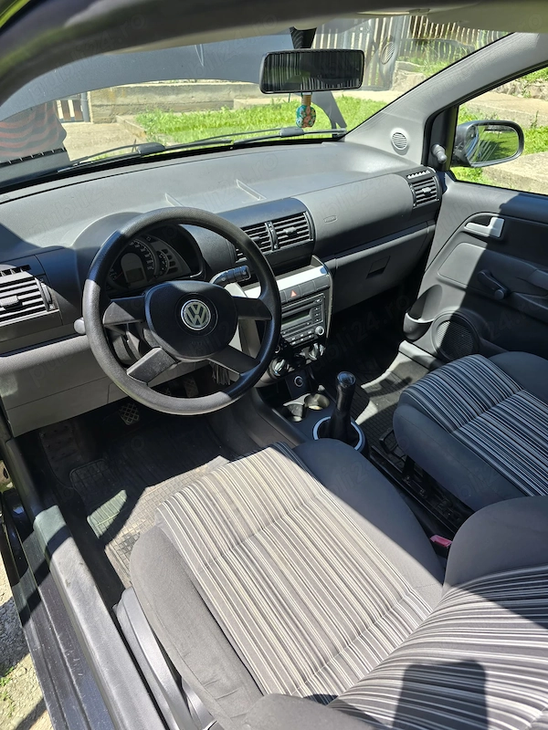 VOLKSWAGEN FOX 2006 — imagine 4