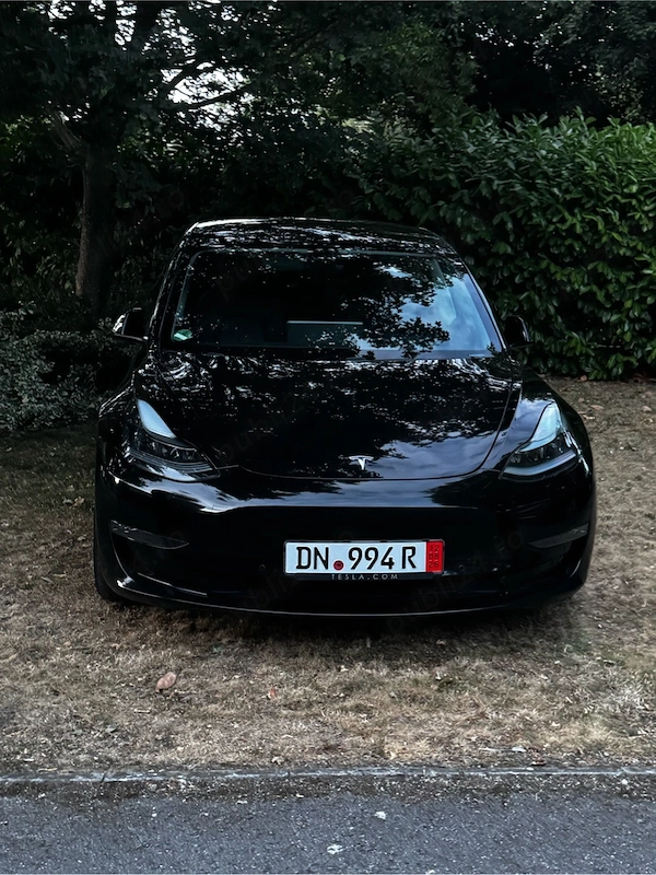 TESLA Model 3 2022 — imagine 5