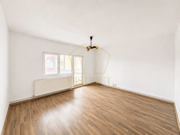 Apartament spațios cu 3 camere si 2 bai | Bucovina — fotografia 2