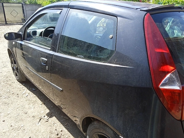 FIAT Punto 2003 — imagine 10