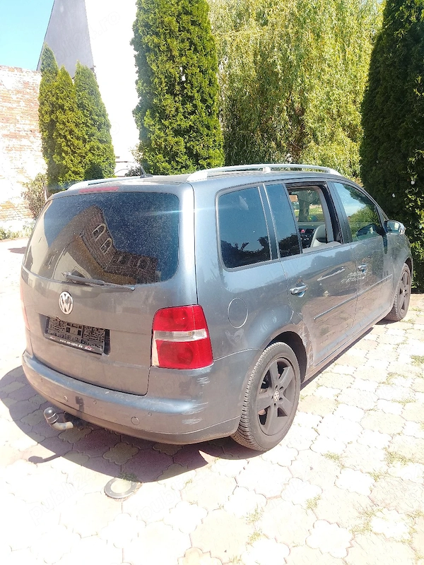 VOLKSWAGEN Touran 2005 — imagine 4