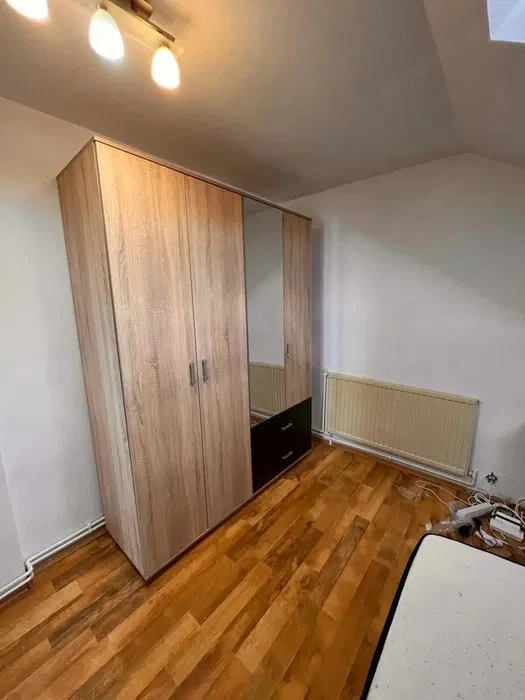 Apartament la mansarda zona Valea Aurie — fotografia 3