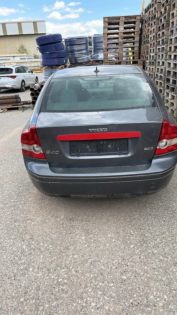 VOLVO S40 2012 — imagine 3