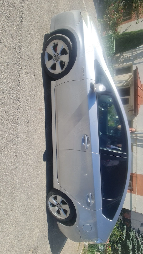 TOYOTA Prius 2010 — imagine 3