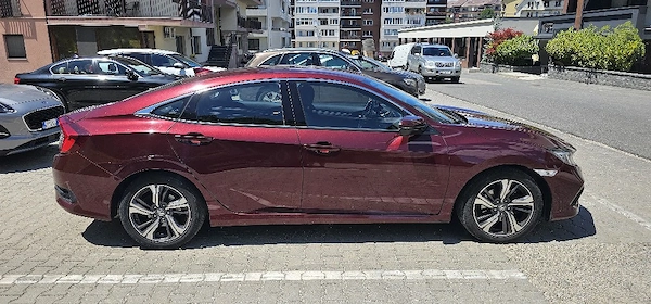 HONDA Civic 2019 — imagine 8