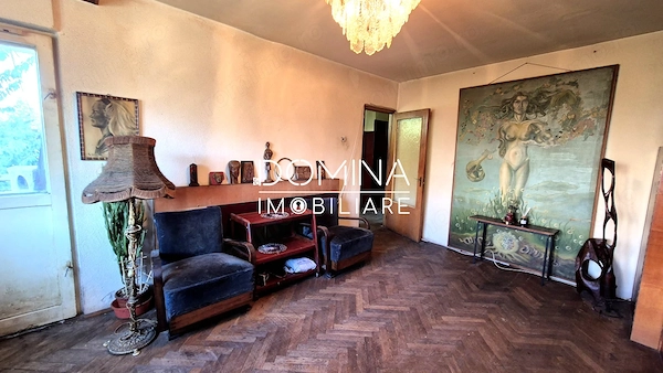 Vânzare apartament 2 camere, etaj 2, str. G-ral Christian Tell, Târgu Jiu — fotografia 3