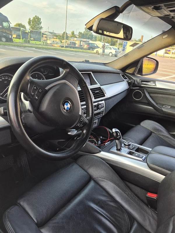 BMW X Series (Generic) 2010 — imagine 3