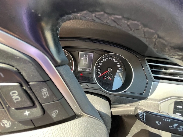 VOLKSWAGEN Passat 2020 — imagine 2