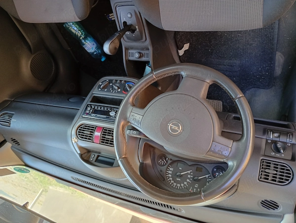 OPEL Corsa 2004 — imagine 4