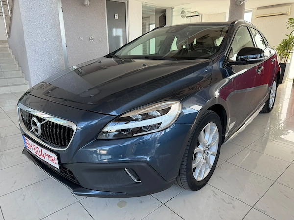 VOLVO V40 Cross Country 2018 — imagine 16