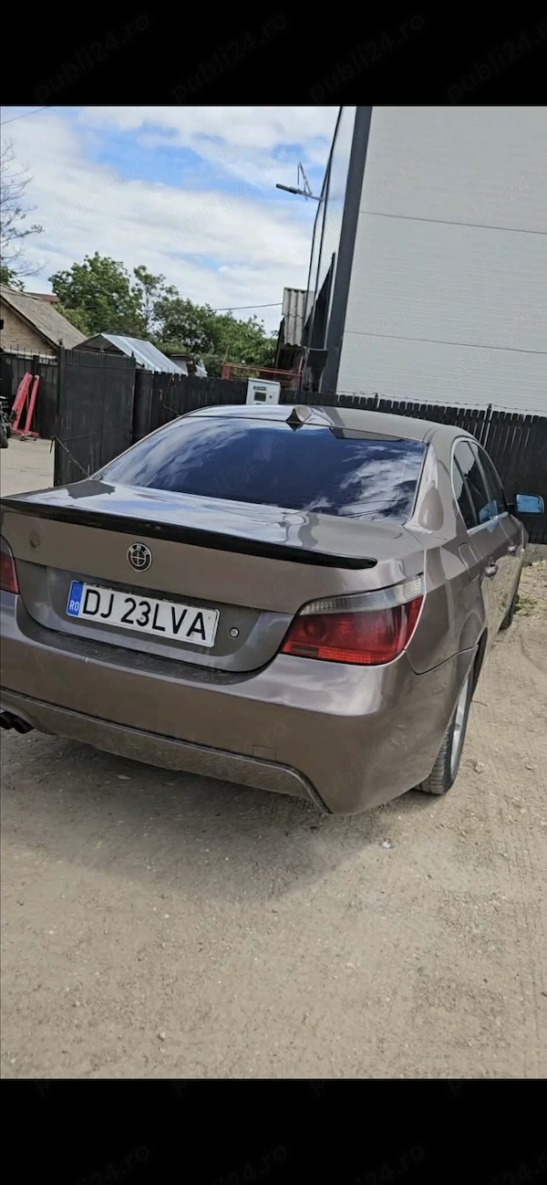 BMW 5 Series 2010 — imagine 4
