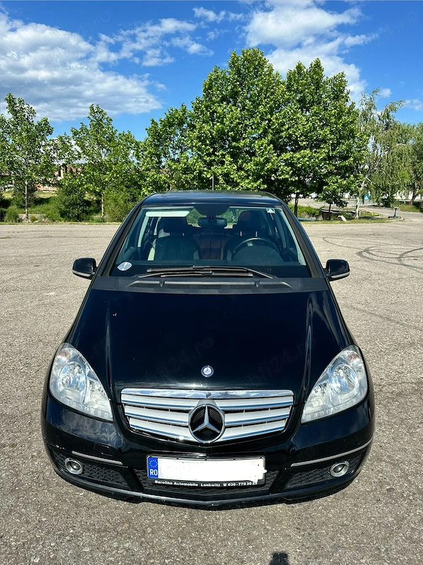 MERCEDES-BENZ 190 2012 — imagine 2