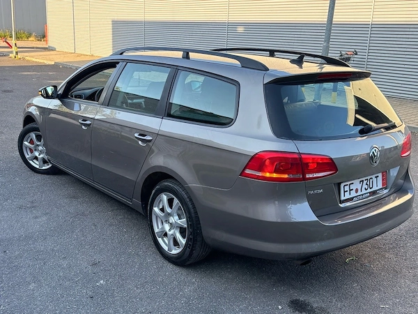 VOLKSWAGEN Passat 2012 — imagine 4