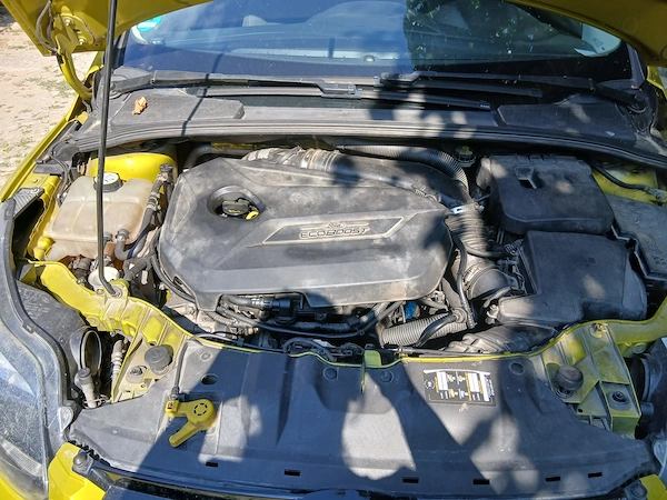 FORD Focus 2011 — imagine 4