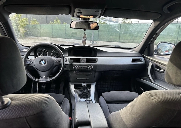 BMW 3 Series 2010 — imagine 3