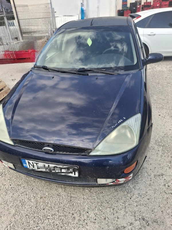 FORD Focus 2001 — imagine 3