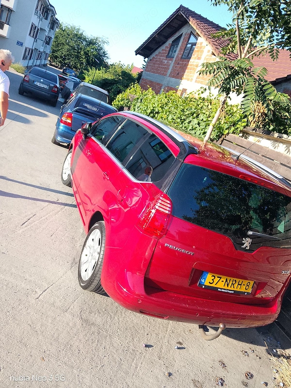 PEUGEOT 5008 2010 — imagine 4
