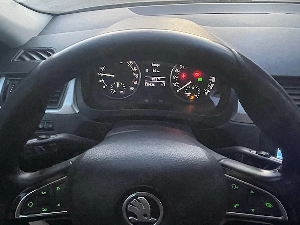SKODA Rapid 2013 — imagine 3