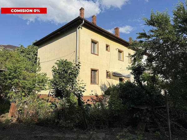 Apartament 3 camere, 72mp, etaj 1, 400m teren, garaj propriu- Complex Studentesc — fotografia 1