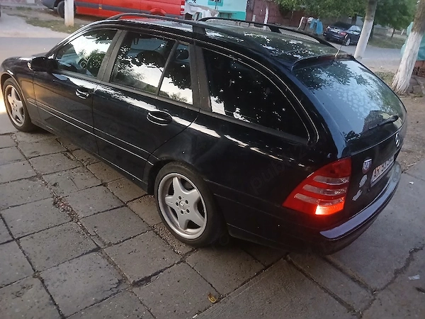 MERCEDES-BENZ C-Class 2006 — imagine 4