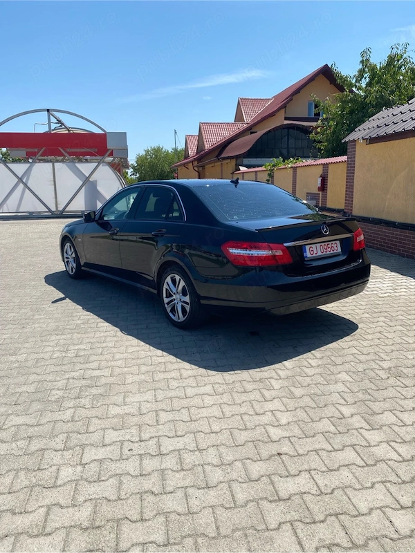 MERCEDES-BENZ E-Class 2009 — imagine 3