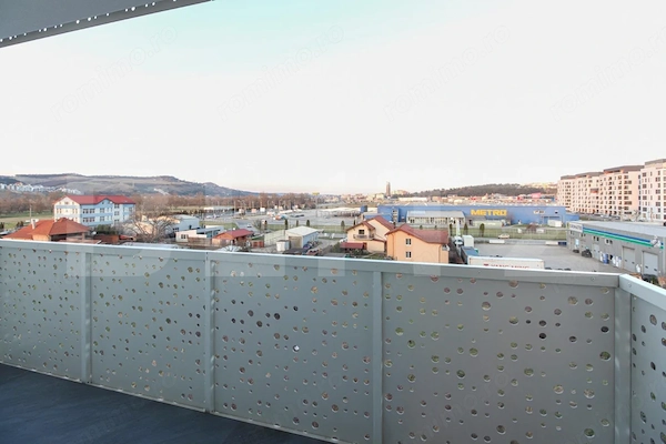 Apartament modern cu 2 camere, încălzire în pardoseală, parcare, zona Vivo — fotografia 2