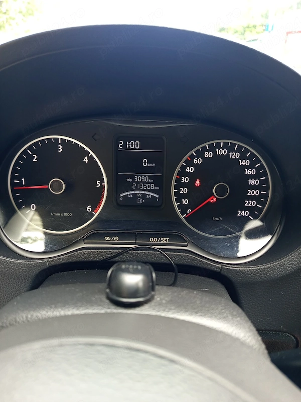VOLKSWAGEN Polo 2014 — imagine 4