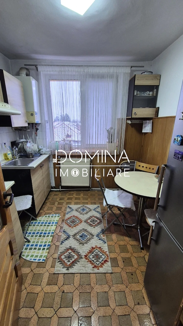 Vânzare apartament 2 camere – Bulevardul Republicii – zonă centrală, Târgu Jiu — fotografia 3