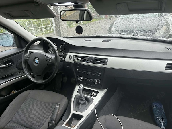 BMW 3 Series 2009 — imagine 8