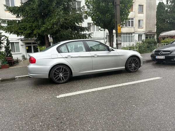 BMW 3 Series 2009 — imagine 2