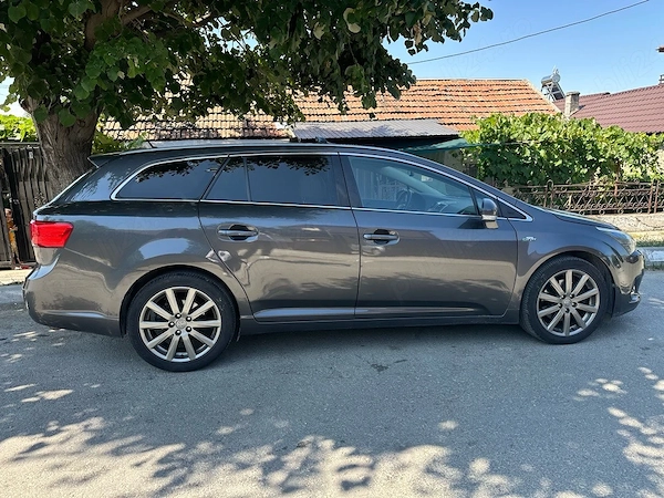 TOYOTA Avensis 2012 — imagine 6