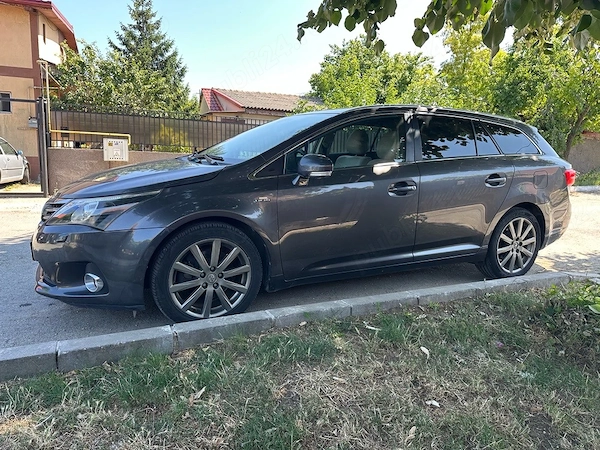 TOYOTA Avensis 2012 — imagine 3