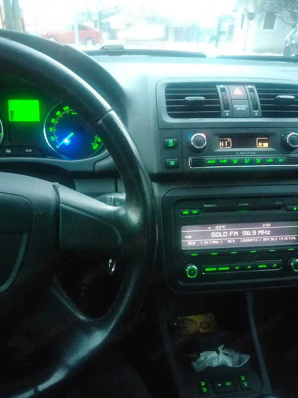 SKODA Roomster 2011 — imagine 9