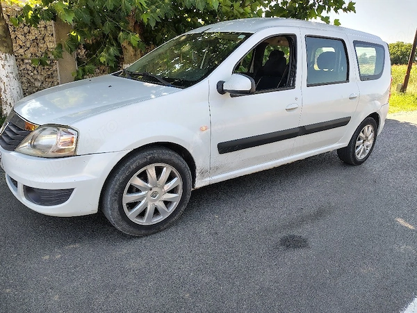 DACIA Logan 2012 — imagine 3