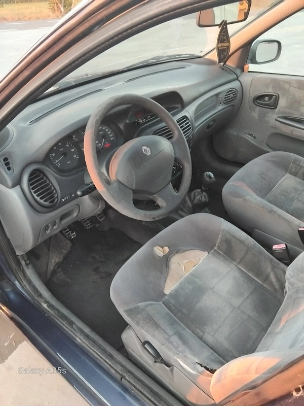 RENAULT Megane 2000 — imagine 7