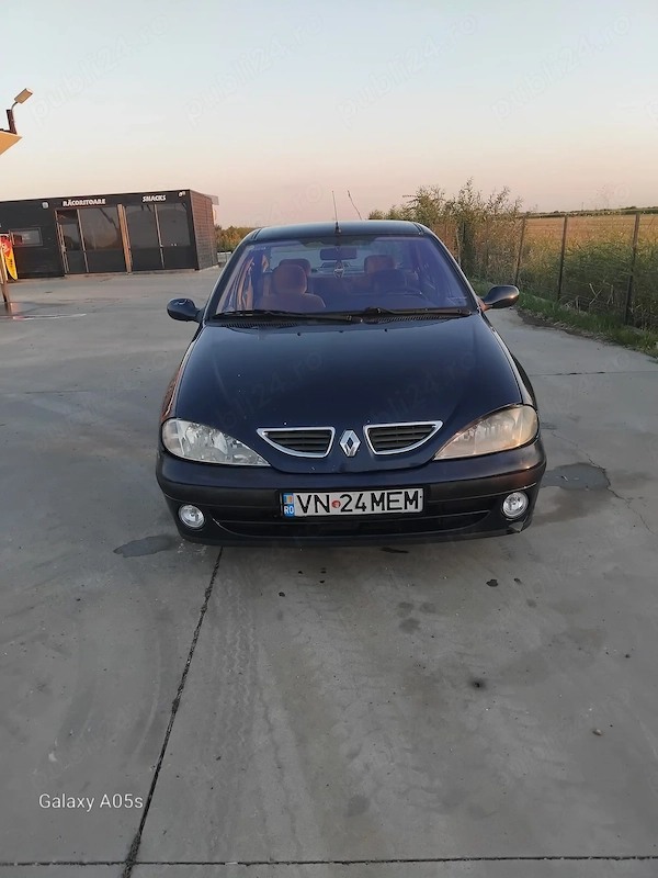 RENAULT Megane 2000 — imagine 2