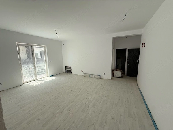 Vând apartament nou 3 camere 2 bai 2 balcoane comision zero — fotografia 1