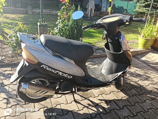 Scuter Rex 49 CC
