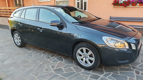 VOLVO V60 2013 — imagine 3