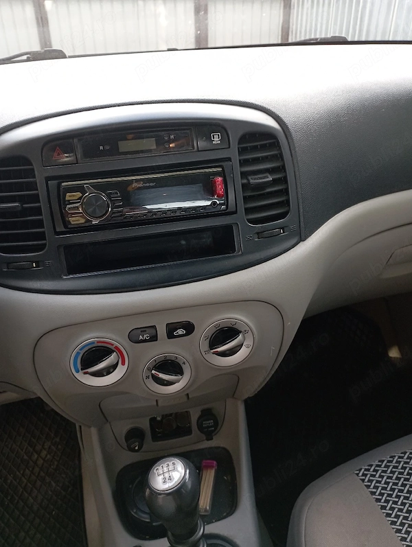 HYUNDAI Accent 2007 — imagine 3