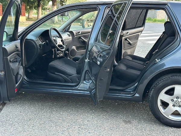 VOLKSWAGEN Golf 2003 — imagine 7