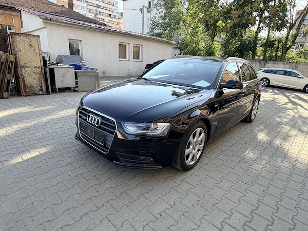Audi A4 B8 quatro 2.0TDI S Line