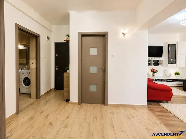 2 camere decomandate, balcon acces dublu, panorama spectaculoasa, lumina naturala, lift nou, Dambu — fotografia 3