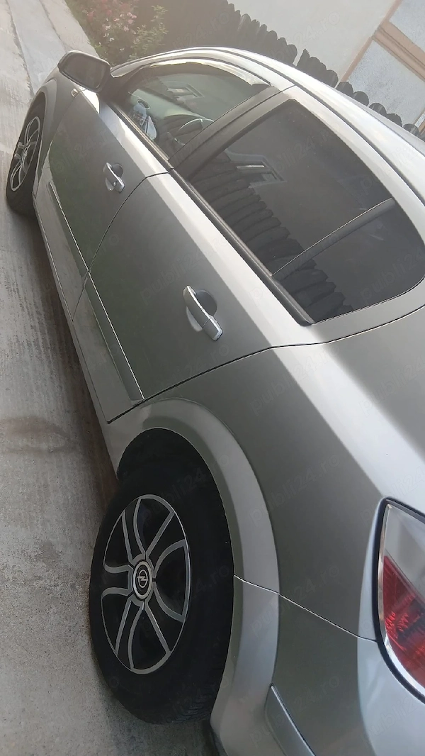 OPEL Astra 2004 — imagine 4